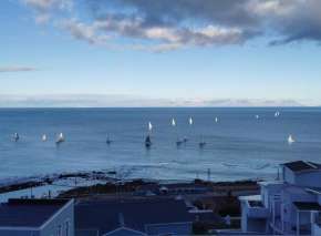 Relax,Revive,Reset & enjoy the sounds of the sea!